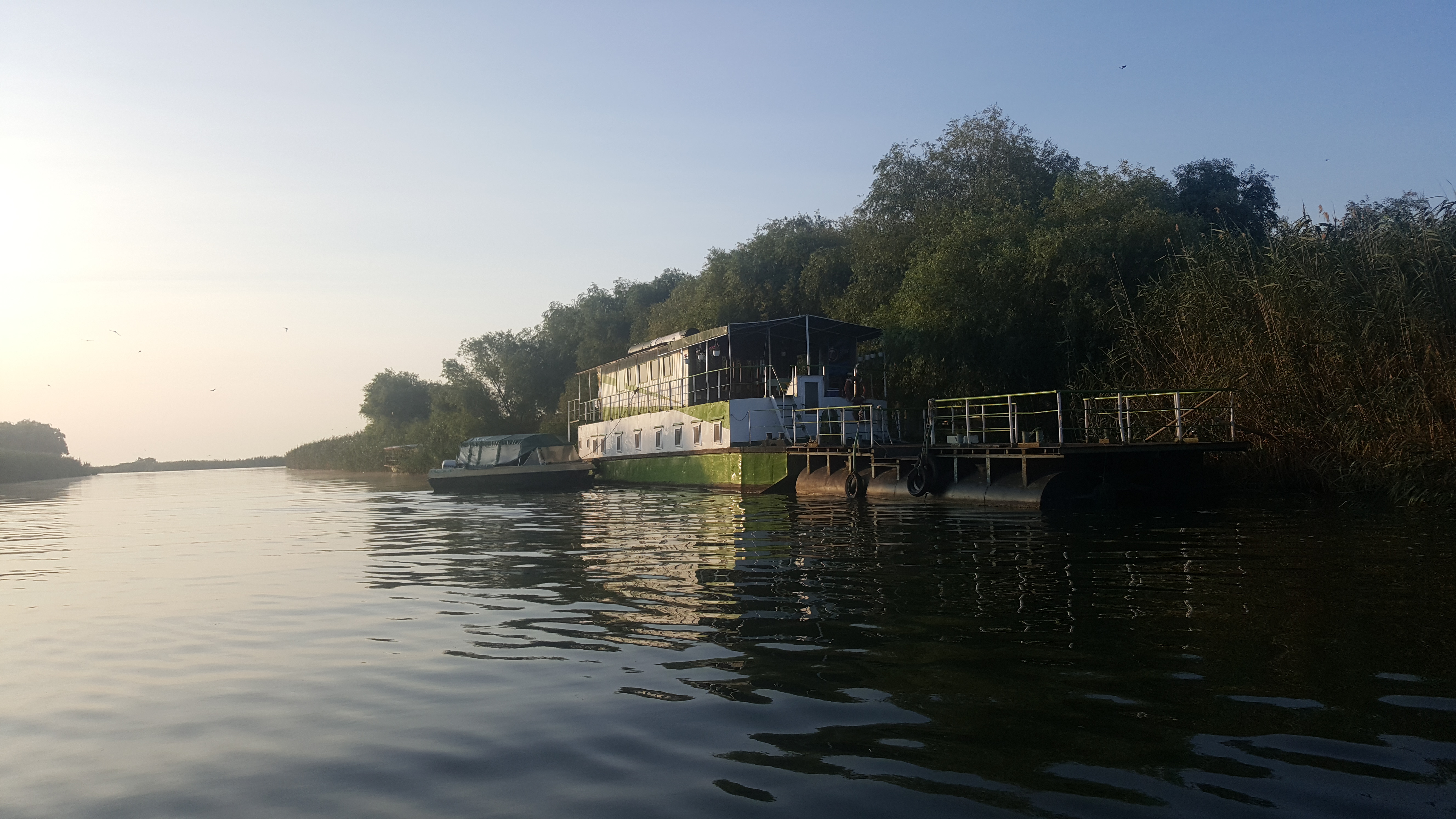 Ponton - canal intre Lacul Puiu si Lacul Rosu